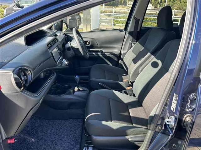 アクア Ｓスタイルブラック　中期　車検整備付　セーフティセンスＣ　オートＬＥＤヘッド＆フォグ　ＥＴＣ　シートヒーター　純１５ＡＷ　スマートキー　純正ＳＤナビ　フルセグ　ＢＴ　ＤＶＤ　ステリモ　Ｂカメラ　チルトステア　シートリフタ（17枚目）