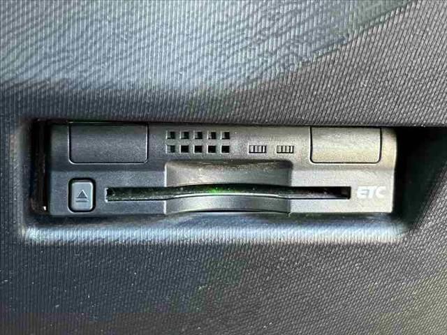 アクア Ｓスタイルブラック　中期　車検整備付　セーフティセンスＣ　オートＬＥＤヘッド＆フォグ　ＥＴＣ　シートヒーター　純１５ＡＷ　スマートキー　純正ＳＤナビ　フルセグ　ＢＴ　ＤＶＤ　ステリモ　Ｂカメラ　チルトステア　シートリフタ（28枚目）