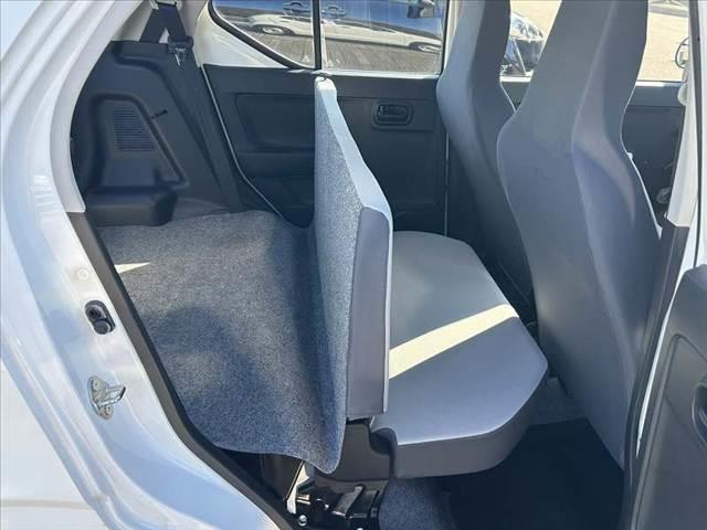 アルト ＶＰ　禁煙車　車検整備付　５ＡＧＳ　エアコン　パワステ　キーレス　スペアキー　ヘッドライトレベライザー　シガーソケット　純正セキュリティアラーム　ラジオチューナー　フロアマット　ドアバイザー　ＷＳＲＳエアＢ（19枚目）