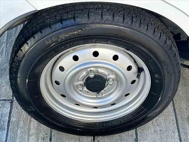 アルト ＶＰ　禁煙車　車検整備付　５ＡＧＳ　エアコン　パワステ　キーレス　スペアキー　ヘッドライトレベライザー　シガーソケット　純正セキュリティアラーム　ラジオチューナー　フロアマット　ドアバイザー　ＷＳＲＳエアＢ（31枚目）