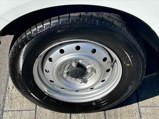 アルト ＶＰ　禁煙車　車検整備付　５ＡＧＳ　エアコン　パワステ　キーレス　スペアキー　ヘッドライトレベライザー　シガーソケット　純正セキュリティアラーム　ラジオチューナー　フロアマット　ドアバイザー　ＷＳＲＳエアＢ（33枚目）