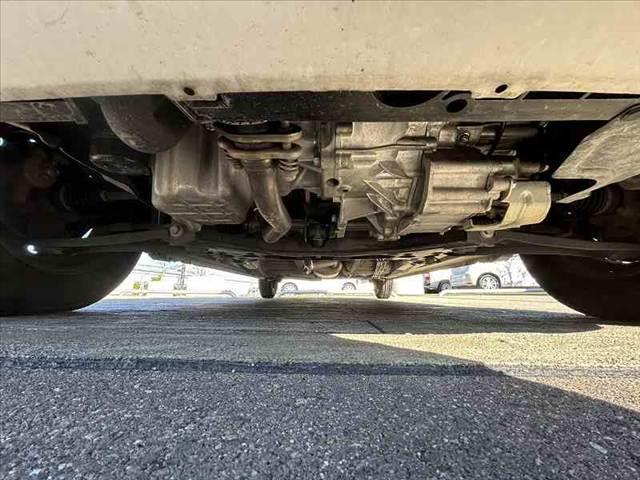 アルト ＶＰ　禁煙車　車検整備付　５ＡＧＳ　エアコン　パワステ　キーレス　スペアキー　ヘッドライトレベライザー　シガーソケット　純正セキュリティアラーム　ラジオチューナー　フロアマット　ドアバイザー　ＷＳＲＳエアＢ（38枚目）