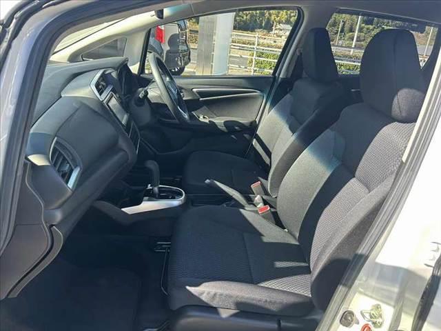 フィット 　後期　禁煙車　車検整備付　社外メモリナビ　地デジ　ＢＴ　Ｂカメラ　ステリモ　スマートキーＸ２　ＥＴＣ　ドラレコ　Ａストップ　電格ミラーウインカー　チルトステア　シートリフター　Ｐガラス（17枚目）