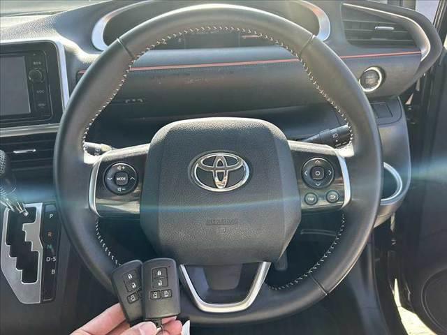 シエンタ G 禁煙車 セーフティセンスC 両電スラ オートLED フォグ 純正SDナビ フルセグ BT DVD Bカメラ ステリモ スマートキーX2 ドラレコ Aストップ チルトステア シートリフター Pガラス(7枚目)