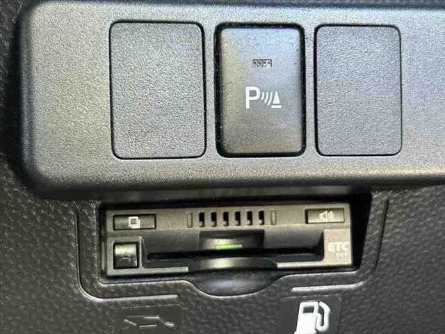 タンク カスタムG 後期 禁煙車 車検整備付 SA3 Aハイビーム コーナーセンサー 両電スラ クルコン 純正9インチナビ フルセグ BT DVD Bカメ ステリモ オートLED スマートキーX2 革巻きステア(24枚目)