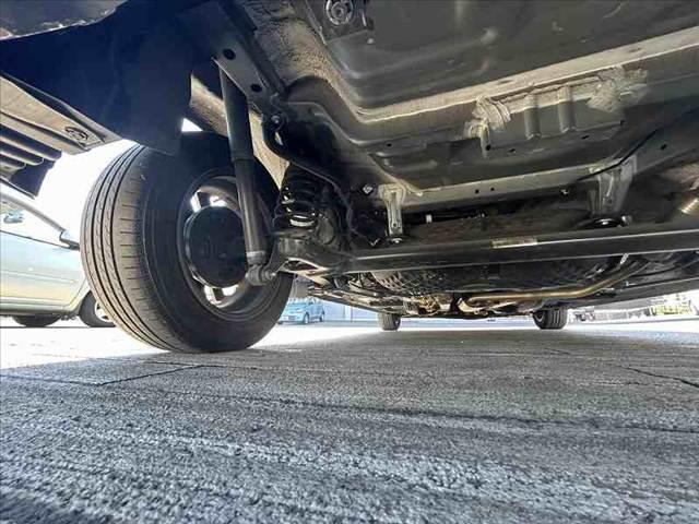 タンク カスタムG 後期 禁煙車 車検整備付 SA3 Aハイビーム コーナーセンサー 両電スラ クルコン 純正9インチナビ フルセグ BT DVD Bカメ ステリモ オートLED スマートキーX2 革巻きステア(41枚目)