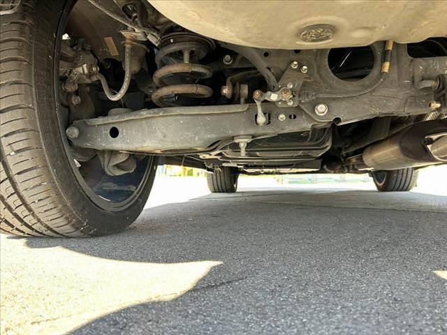 ハリアー エレガンス 禁煙車 車検整備付 モデリスタフルエアロ ナビ フルセグ バックモニター ETC プッシュスタート スマートキー パワーシート 横滑り防止 LEDオートライト BT DVD再生 合皮コンビシート(41枚目)