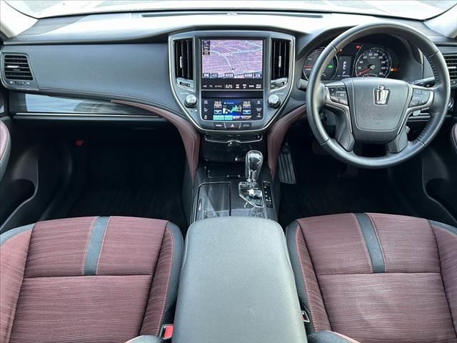 クラウンハイブリッド アスリートS 禁煙車 プリクラ レーダークルーズ コーナーセンサー 純正AW メーカーナビ スーパーサウンド フルセグ BT Bカメ ETC ミラー型FRドラレコ スマートキーX2 Pシート シートヒーター(2枚目)