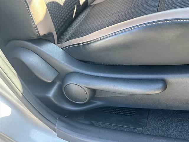 ノート ｅ－パワー　メダリスト　後期　禁煙車　車検整備付　エマブレ　アラビュー　インテリミラー　コーナーセンサー　クルコン　オートＬＥＤ　フォグ　スマートキー　純１５ＡＷ　社外メモリナビ　ＢＴ　ステリモ　電格ミラー　Ｐガラス（28枚目）