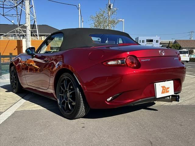 ロードスター Sスペシャルパッケージ 禁煙車 BSM 車線逸脱警報 オートLED シートヒーター 純正ナビ フルセグ BT DVD Bカメラ ステリモ スマートキー ETC ドラレコ 革巻きステア チルトステア 柿本改マフラー(13枚目)