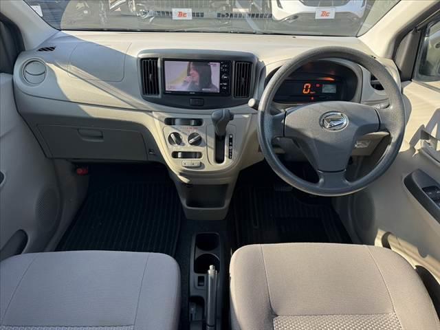 ミライース L 禁煙車 車検整備付 社外メモリナビ 地デジ キーレス エコアイドル ヘッドライトレベライザー WSRSエアバッグ ACソケット リアガラス熱線 UVカットガラス セキュリティアラーム フロアマット(2枚目)