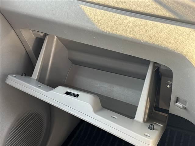 ミライース L 禁煙車 車検整備付 社外メモリナビ 地デジ キーレス エコアイドル ヘッドライトレベライザー WSRSエアバッグ ACソケット リアガラス熱線 UVカットガラス セキュリティアラーム フロアマット(25枚目)