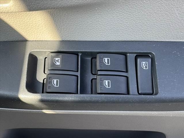 ミライース L 禁煙車 車検整備付 社外メモリナビ 地デジ キーレス エコアイドル ヘッドライトレベライザー WSRSエアバッグ ACソケット リアガラス熱線 UVカットガラス セキュリティアラーム フロアマット(26枚目)