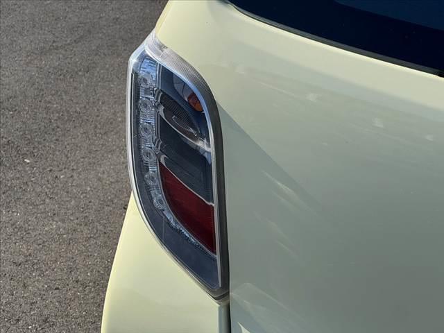 ミライース L 禁煙車 車検整備付 社外メモリナビ 地デジ キーレス エコアイドル ヘッドライトレベライザー WSRSエアバッグ ACソケット リアガラス熱線 UVカットガラス セキュリティアラーム フロアマット(34枚目)