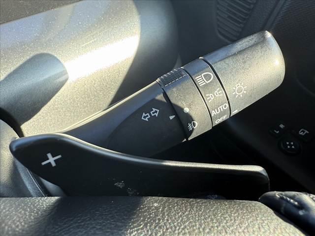 スペーシアギア ハイブリッドXZ ターボ 禁煙車 車検整備付 ターボ 両側電スラ セーフティサポート クルコン プッシュスタート スマートキー2ケ LEDオートライト LEDフォグランプ 後席テーブル ロールサンシェード シートヒーター(23枚目)