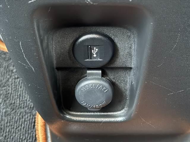 スペーシアギア ハイブリッドXZ ターボ 禁煙車 車検整備付 ターボ 両側電スラ セーフティサポート クルコン プッシュスタート スマートキー2ケ LEDオートライト LEDフォグランプ 後席テーブル ロールサンシェード シートヒーター(25枚目)