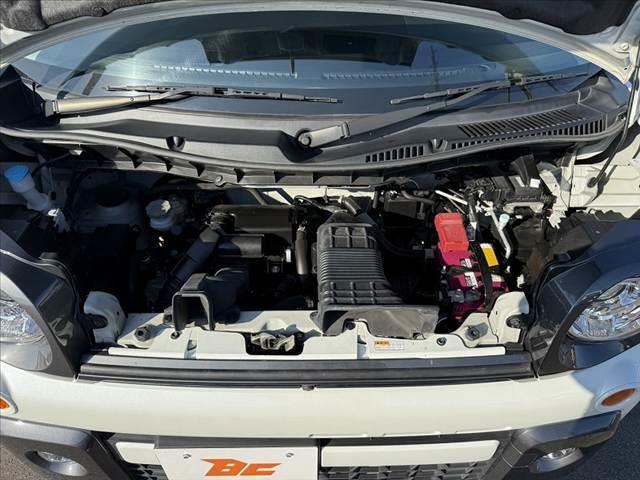 スペーシアギア ハイブリッドXZ ターボ 禁煙車 車検整備付 ターボ 両側電スラ セーフティサポート クルコン プッシュスタート スマートキー2ケ LEDオートライト LEDフォグランプ 後席テーブル ロールサンシェード シートヒーター(44枚目)