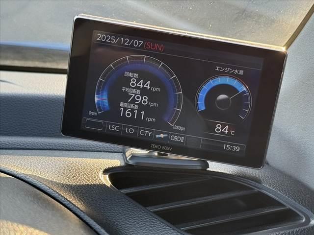 スイフトスポーツ ベースグレード 禁煙車 車検整備付 6MT ローダウン ターボ 社外8インチナビ フルセグ BT TRUSTステアリング TRUSTマフラー 純正17インチAW サブウーファー スポーツシート クルコン ステリモ(31枚目)