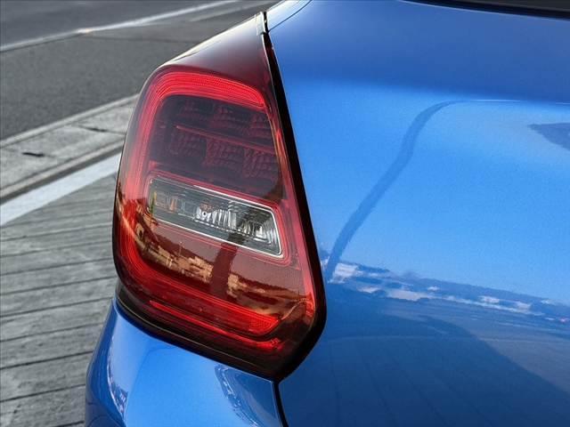 スイフトスポーツ ベースグレード 禁煙車 車検整備付 6MT ローダウン ターボ 社外8インチナビ フルセグ BT TRUSTステアリング TRUSTマフラー 純正17インチAW サブウーファー スポーツシート クルコン ステリモ(40枚目)