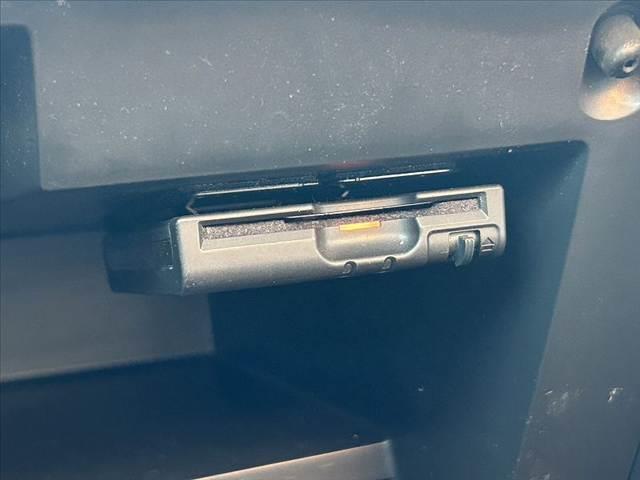 セレナ 　禁煙車　車検整備付　両電　エマブレ　オートＬＥＤ　純正９インチナビ　フルセグ　ＢＴ　ＤＶＤ　ステリモ　スマートキー　クルコン　ＥＴＣ　ドラレコ　電格ミラー　チルトステア　シートリフター　　ＯＰ１６ＡＷ（29枚目）