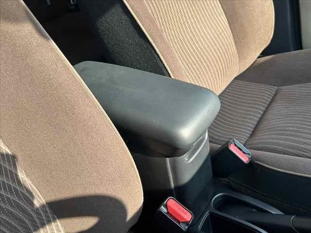 アクア G 禁煙車 車検整備付 スマートキー 純正SDナビ 地デジ BT ETC オートライト 電格ミラーウインカー 革巻きステア チルトステア シートリフター Pガラス アームレスト オートコーナーポール(26枚目)