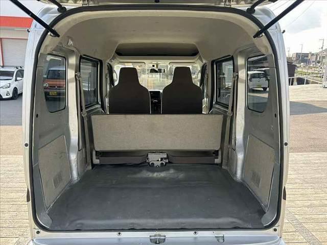 NV100クリッパーバン DX GLパッケージ 中期 車検整備付 4AT パワステ パワーウィンドウ エアコン ハイルーフ キーレス スペアキー ETC プライバシーガラス オーバーヘッドシェルフ ヘッドライトレベライザー マットバイザー(20枚目)