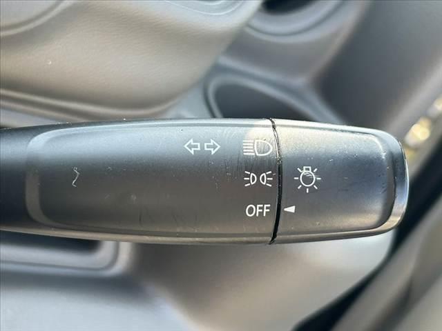 NV100クリッパーバン DX GLパッケージ 中期 車検整備付 4AT パワステ パワーウィンドウ エアコン ハイルーフ キーレス スペアキー ETC プライバシーガラス オーバーヘッドシェルフ ヘッドライトレベライザー マットバイザー(23枚目)