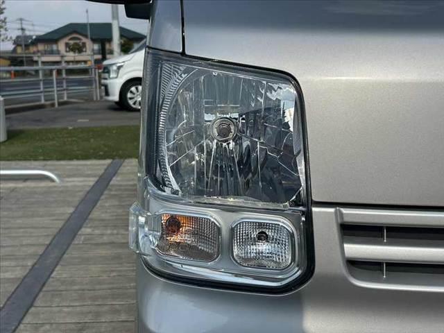 NV100クリッパーバン DX GLパッケージ 中期 車検整備付 4AT パワステ パワーウィンドウ エアコン ハイルーフ キーレス スペアキー ETC プライバシーガラス オーバーヘッドシェルフ ヘッドライトレベライザー マットバイザー(29枚目)