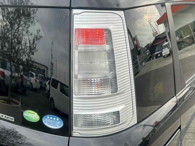 シエンタ 後期 禁煙車 車検整備付 両電スラ 社外SDナビ フルセグ BT DVD キーレス ETC HIDヘッド フォグ 革巻きステア チルトステア シートリフター 電格ミラーウインカー Pガラス AAC(31枚目)