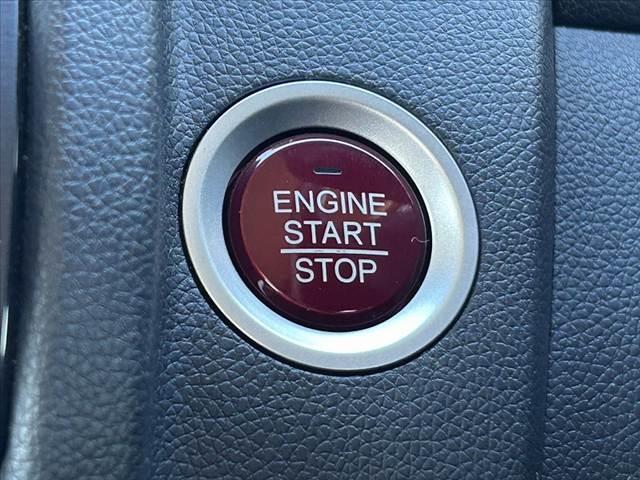 フィット 禁煙車 スマートキーX2 Aストップ 社外15インチAW 純正ナビ BT ドラレコ ETC チルトステア シートリフター Pガラス 電格ミラーウインカー ヘッドライトレベライザー マット バイザー(6枚目)