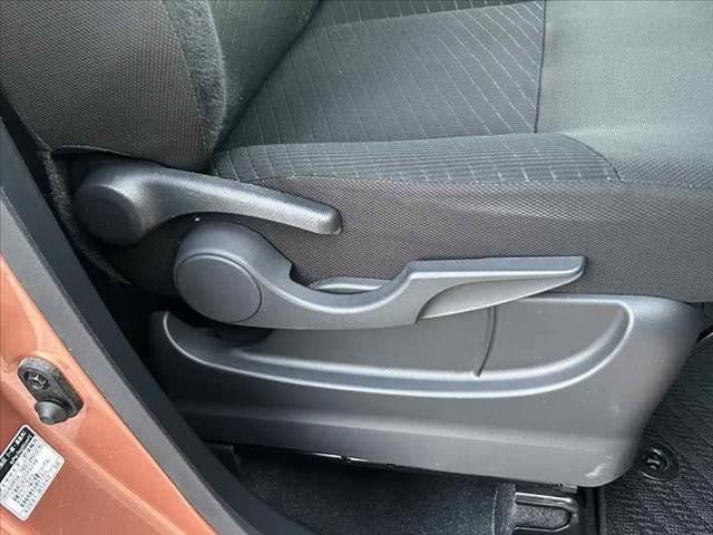 ルーミー X S 禁煙車 車検整備付 SA3 コーナーセンサー Fシートヒーター 電スラ 純正SDナビ フルセグ BT DVD Bカメラ ステリモ ETC スマートキーX2 Aストップ チルトステア シートリフター(30枚目)