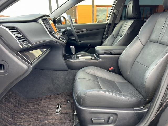 クラウンハイブリッド アスリートG 禁煙車 アドバンストパッケージ OP18インチAW 純正8インチナビ フルセグ BT DVD再生 Bモニター 革シート メモリ機能付Pシート クリアランスソナー レーダークルーズ Rスモークフィルム(17枚目)