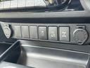 ハイラックス Ｚ　４ＷＤ　ベッドライナー　プリクラ　クルコン　オートＬＥＤ　フォグ　社外ＳＤナビ　フルセグ　ＢＴ　ＤＶＤ　Ｂカメラ　ステリモ　ＦＲドラレコ　ＥＴＣ　スマートキーＸ２　社外１７ＡＷ　レザー調シートカバー（7枚目）