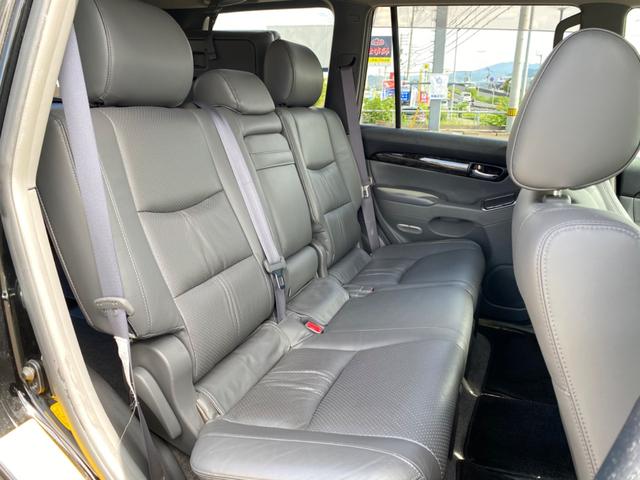 TXリミテッド 後期型 禁煙車 12ヶ月走行無制限保証付き 本革シート ルーフレール HIDヘッドランプ 純正ナビ TV CD バックカメラ ETC オートライト 純正AW17インチ キーレス マットバイザー 8人(14枚目)