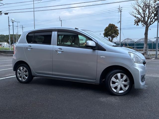 ミライース Ｘｆ　禁煙車　４ＷＤ　全国対応保証１２ヶ月走行無制限保証付き　寒冷地仕様　エコドライブアシストディスプレイ　純正ＣＤ　電動格納式ドアミラー　キーレス　ドアバイザー　フロアマット（12枚目）