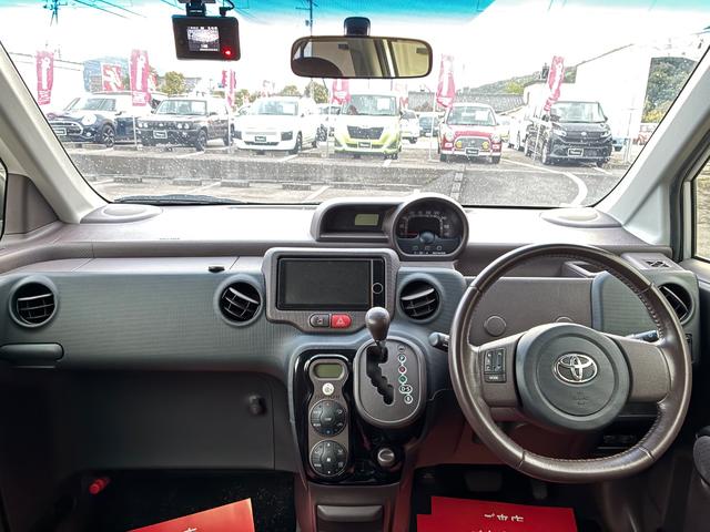 TOYOTA PORTE G