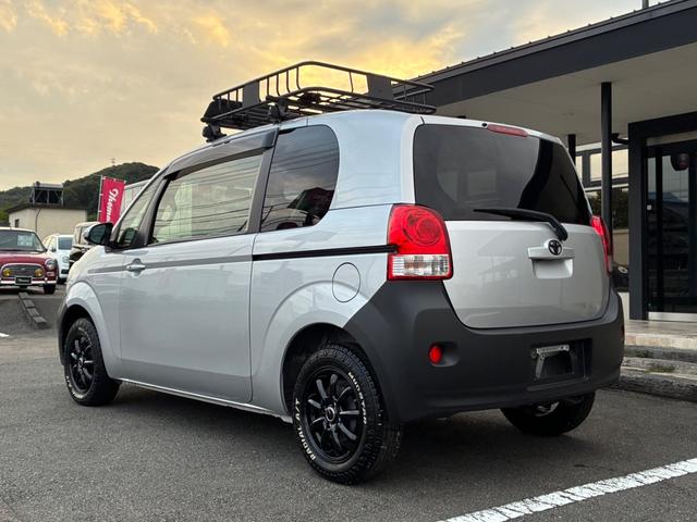 TOYOTA PORTE G