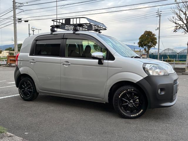 TOYOTA PORTE G
