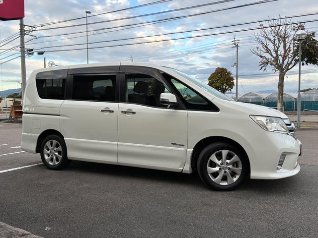 セレナ ハイウェイスター S-ハイブリッド 禁煙車 全国保証12ヶ月走行無制限保証付き 電動スライドドア オートクルーズ SDナビ バックカメラ ETC BT TV DVD CD オートライト フルオートエアコン Pスタート スマートキー2個(16枚目)