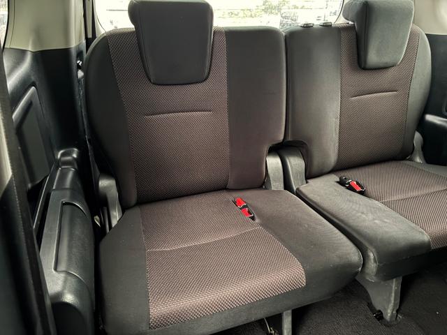 ヴォクシー ZS G’s 禁煙車 全国保証12ヶ月走行無制限保証付き 7名 両側電動スライドドア スマートキー2個 運専用スポーティシート オートクルーズ HDDナビ バックカメラ ETC TV DVD CD Pスタート(33枚目)