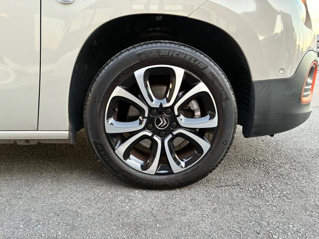 ベルランゴ シャイン　ブルーＨＤｉ　ＸＴＲ　パック　禁煙車　ワンオーナー　ドラレコ前後２カメラ　ＥＴＣ　衝突軽減ブレーキ　ＥＴ　パノラミックガラスルーフ　全車速ＡＣＣ　リヤサンシェード　ブラインドスポットモニター　サイドカメラ　左右独立式エアコン（21枚目）