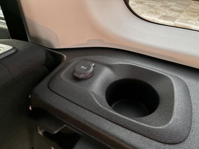 ベルランゴ シャイン　ブルーＨＤｉ　ＸＴＲ　パック　禁煙車　ワンオーナー　ドラレコ前後２カメラ　ＥＴＣ　衝突軽減ブレーキ　ＥＴ　パノラミックガラスルーフ　全車速ＡＣＣ　リヤサンシェード　ブラインドスポットモニター　サイドカメラ　左右独立式エアコン（35枚目）