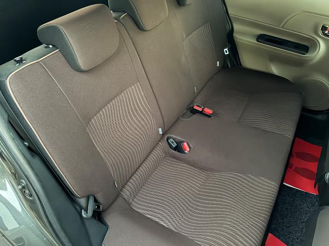 アクア Ｇ　禁煙車　ワンオーナー　全国保証１２ヶ月走行無制限保証付き　純正ＳＤナビ　純正アルミホイール　オートＬＥＤライト　シートヒーター　バックカメラ　ＥＴＣ　Ｂｌｕｅｔｏｏｔｈ　ＴＶ　ＤＶＤ　Ｐスタート（32枚目）