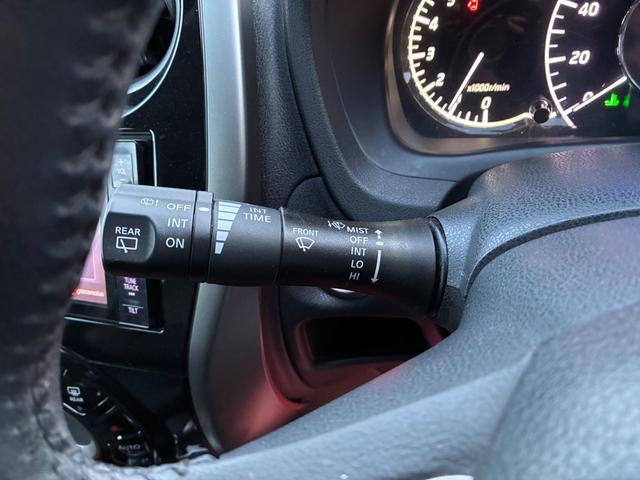 ノート メダリスト　禁煙車　全国保証１２ヶ月走行無制限保証付き　アラウンドビューモニター　寒冷地仕様　純正ＨＤＤナビ　オートＬＥＤヘッドランプ　ハーフレザー　ＥＴＣ　Ｂｌｕｅｔｏｏｔｈ　ＴＶ　ＤＶＤ　スマートキー２個（25枚目）