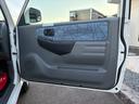 Ｘ　５ＭＴ　４ＷＤ　禁煙車　ワンオーナー　純正オーディオ　純正アルミホイール　ＥＴＣ　電動格納式ドアミラー　キーレス　衝突安全ボディ　運転席助手席エアバック　エアコン　パワステ　ドアバイザー　フロアマット（30枚目）