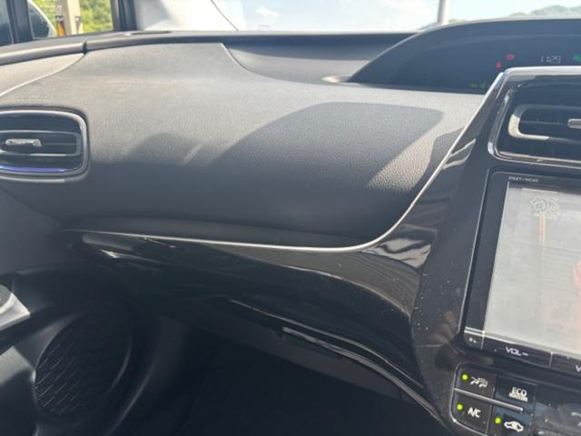 プリウス Ａツーリングセレクション　ナビ　バックカメラ　フルセグＴＶ　Ｂｌｕｅｔｏｏｔｈ　ＥＴＣ　シートヒーター　衝突被害軽減システム　レーンアシスト　アダプティブクルーズコントロール　クリアランスソナー　スマートキー　プッシュスタート（63枚目）