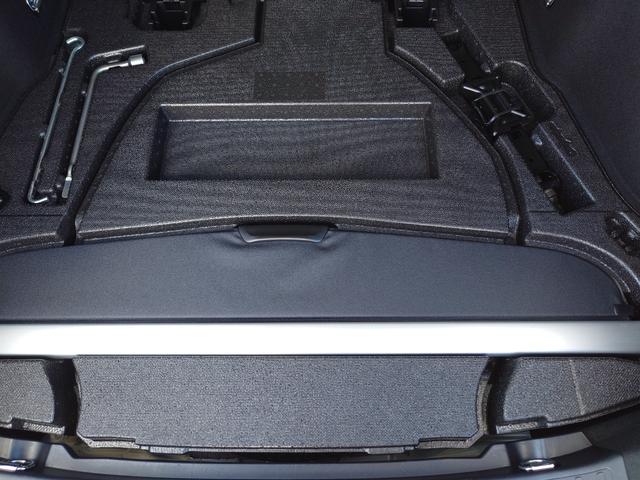 プリウス Ｓセーフティプラス　純正ナビワンセグ　トヨタセーフティセンス　クルーズコントロール　バックモニター　Ｂｌｕｅｔｏｏｔｈ　バックカメラ　プッシュスタート　衝突安全ボディ　盗難防止システム（45枚目）