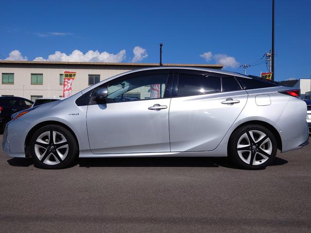 プリウス Aツーリングセレクション 純正ナビフルセグ 純正ドラレコ バックカメラ Bluetooth シートヒーター LEDヘッドライト フォグランプ パーキングアシスト レーンキープアシスト 衝突被害軽減ブレーキ(14枚目)