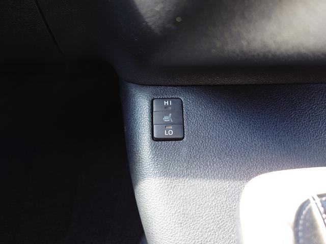 プリウス Aツーリングセレクション 純正ナビフルセグ 純正ドラレコ バックカメラ Bluetooth シートヒーター LEDヘッドライト フォグランプ パーキングアシスト レーンキープアシスト 衝突被害軽減ブレーキ(20枚目)