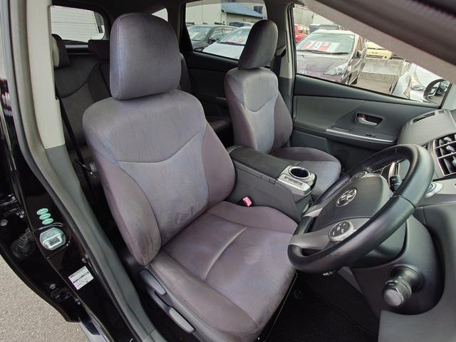 プリウスアルファ Ｇ　純正ナビフルセグ　バックモニター　バックカメラ　Ｂｌｕｅｔｏｏｔｈ　ＬＥＤヘッドライト　フォグランプ　サイドエアバッグ　アイドリングストップ　横滑り防止装置　盗難防止装置　頸部衝撃緩和ヘッドレスト（26枚目）